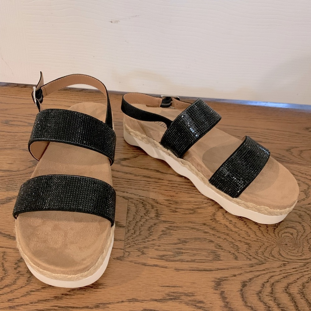 White Mountain Austin Sandal Size 9.5 Black